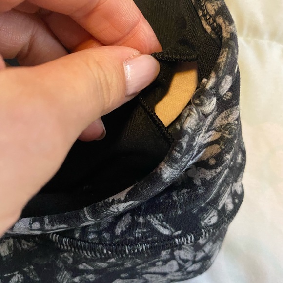 Lululemon flow Y bra - Picture 3 of 8